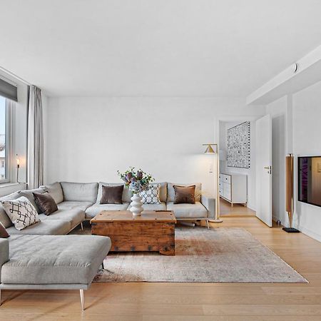 Sanders Monarch - Charming One-Bedroom Apartment With Two Balconies Koppenhága Kültér fotó