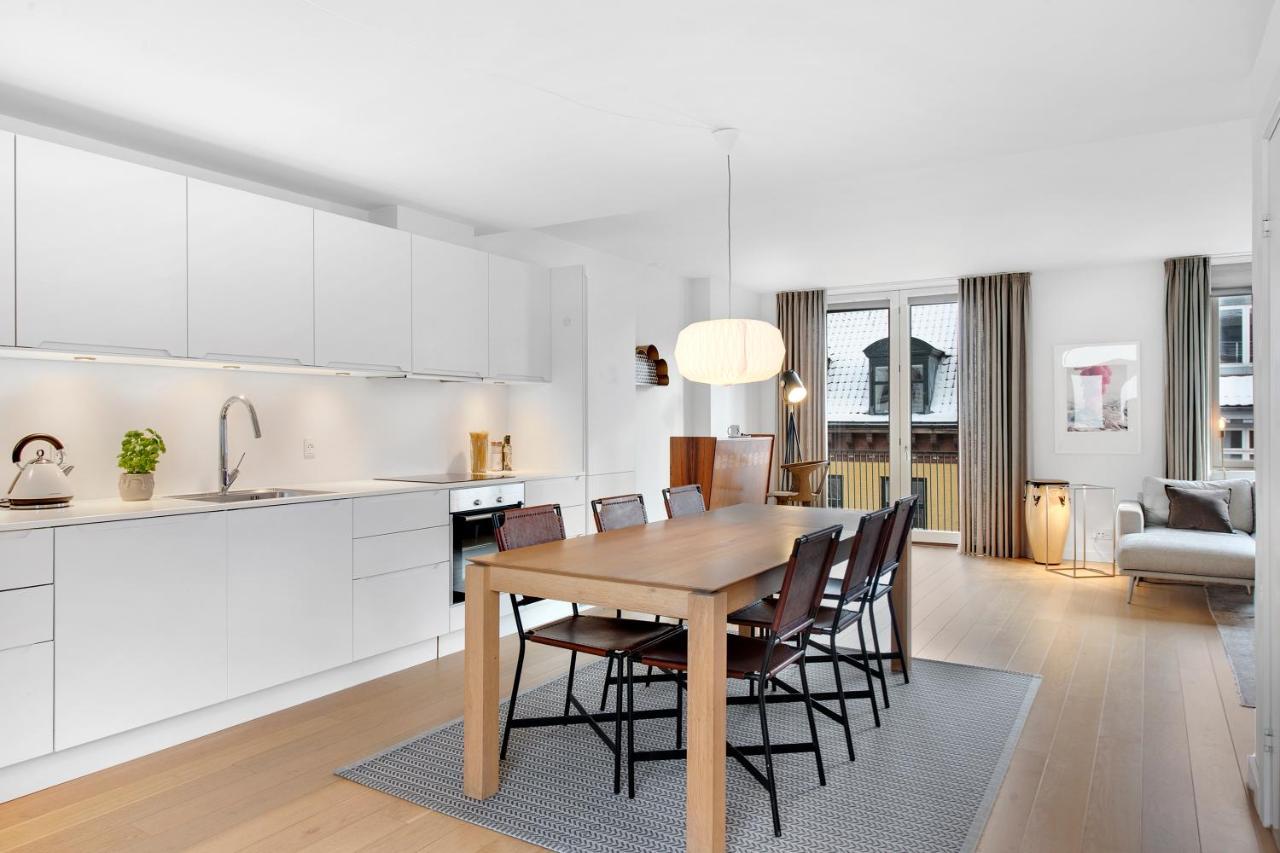 Sanders Monarch - Charming One-Bedroom Apartment With Two Balconies Koppenhága Kültér fotó