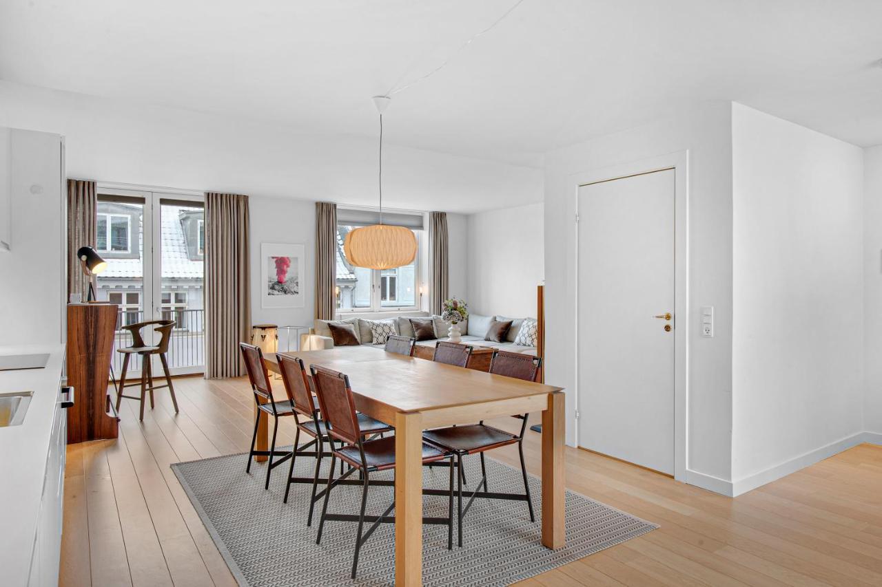 Sanders Monarch - Charming One-Bedroom Apartment With Two Balconies Koppenhága Kültér fotó